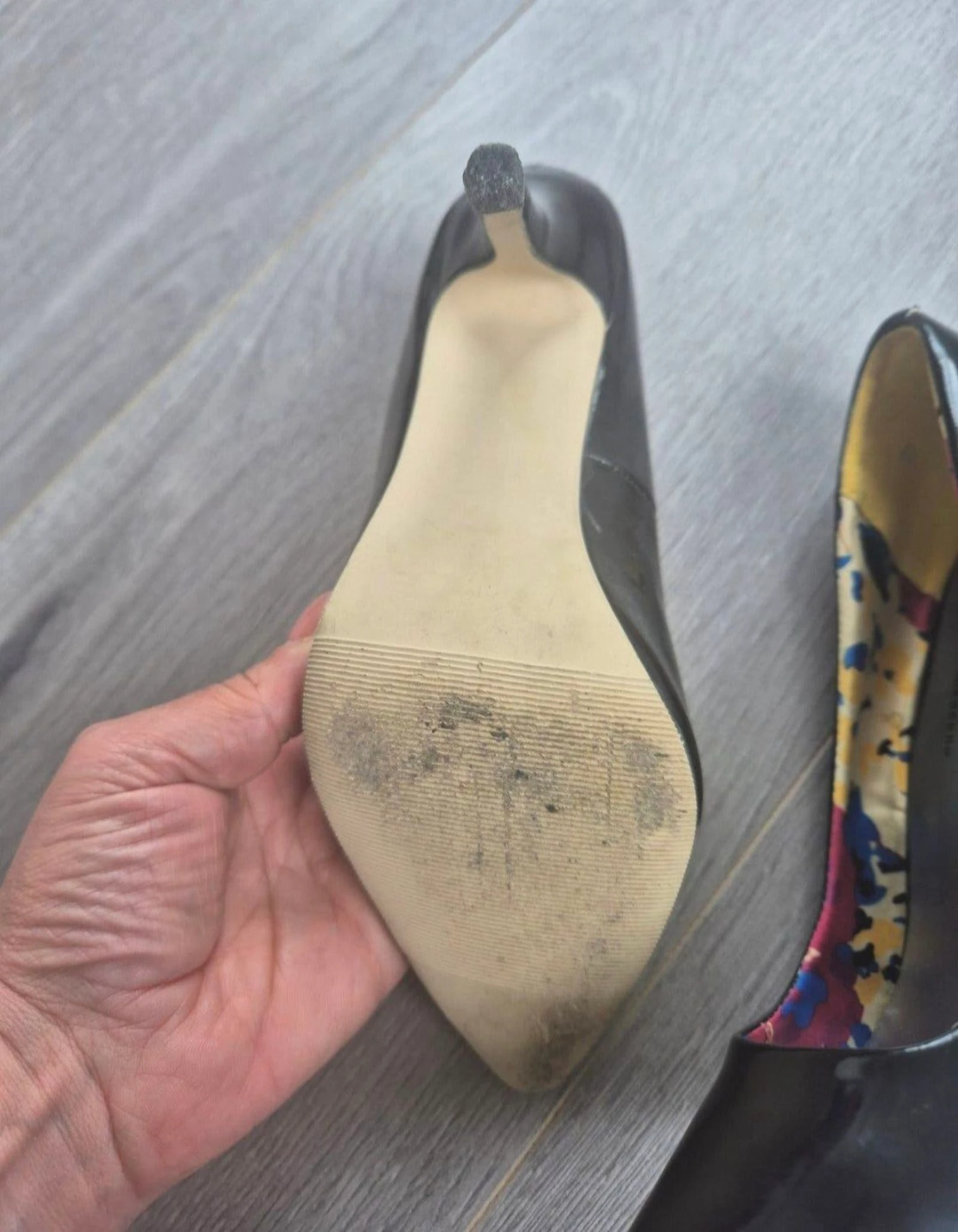 Madden Girl by Steve Madden black patent pumps with floral lining size 37 – photo 10